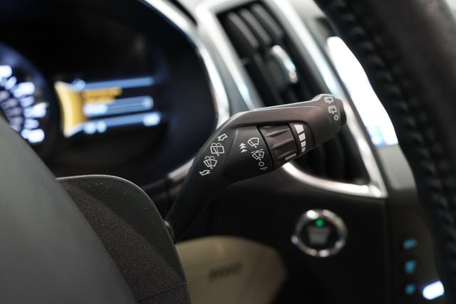 Used 2020 Ford Edge Titanium w/ Equipment Group 301A image 23