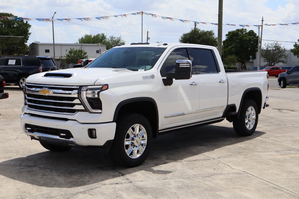 Certified 2024 Chevrolet Silverado 2500 High Country w/ Technology Package image 4