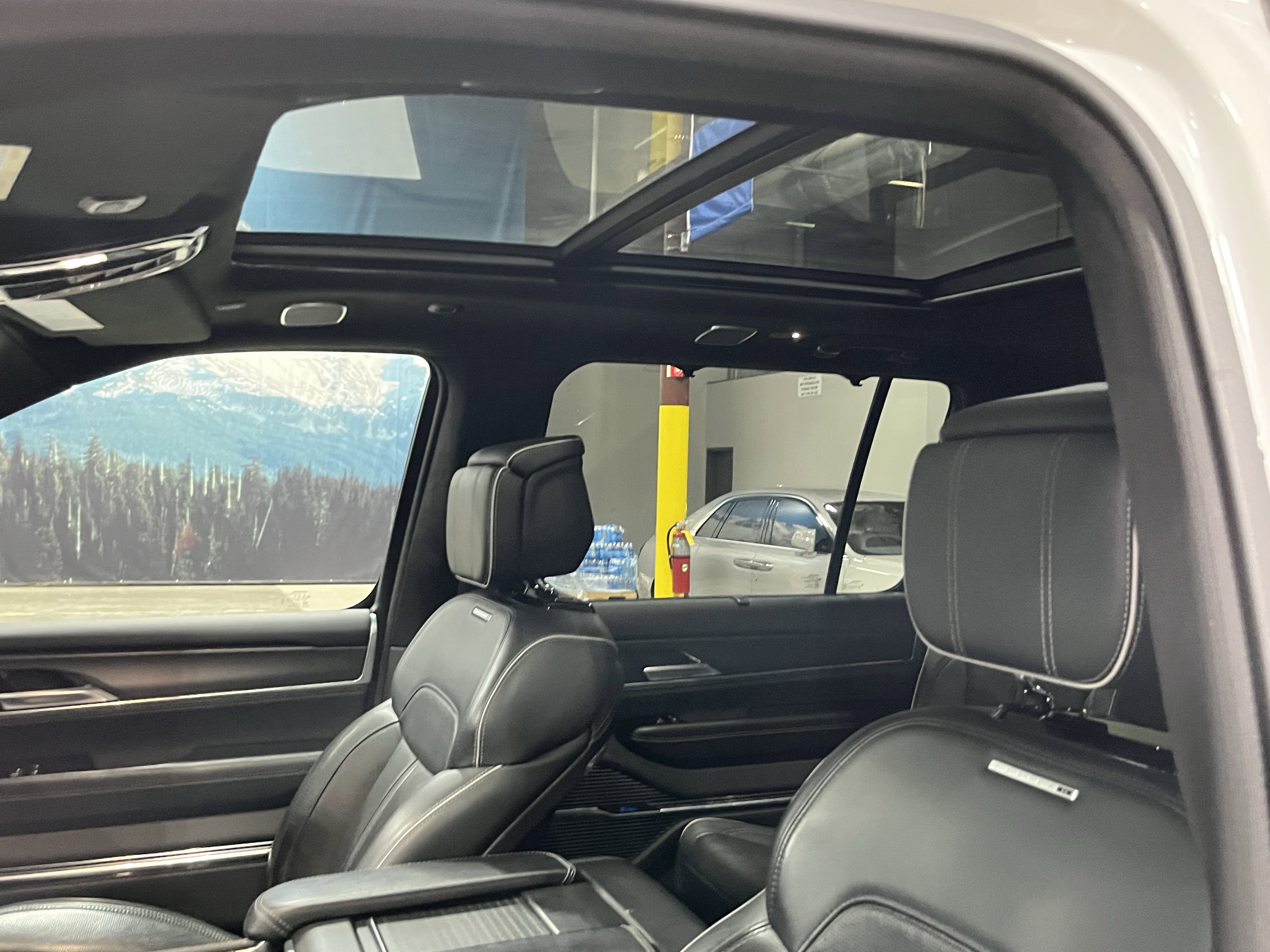 Used 2024 Jeep Grand Wagoneer L Series II w/ Quick Order Packagew 28T image 19