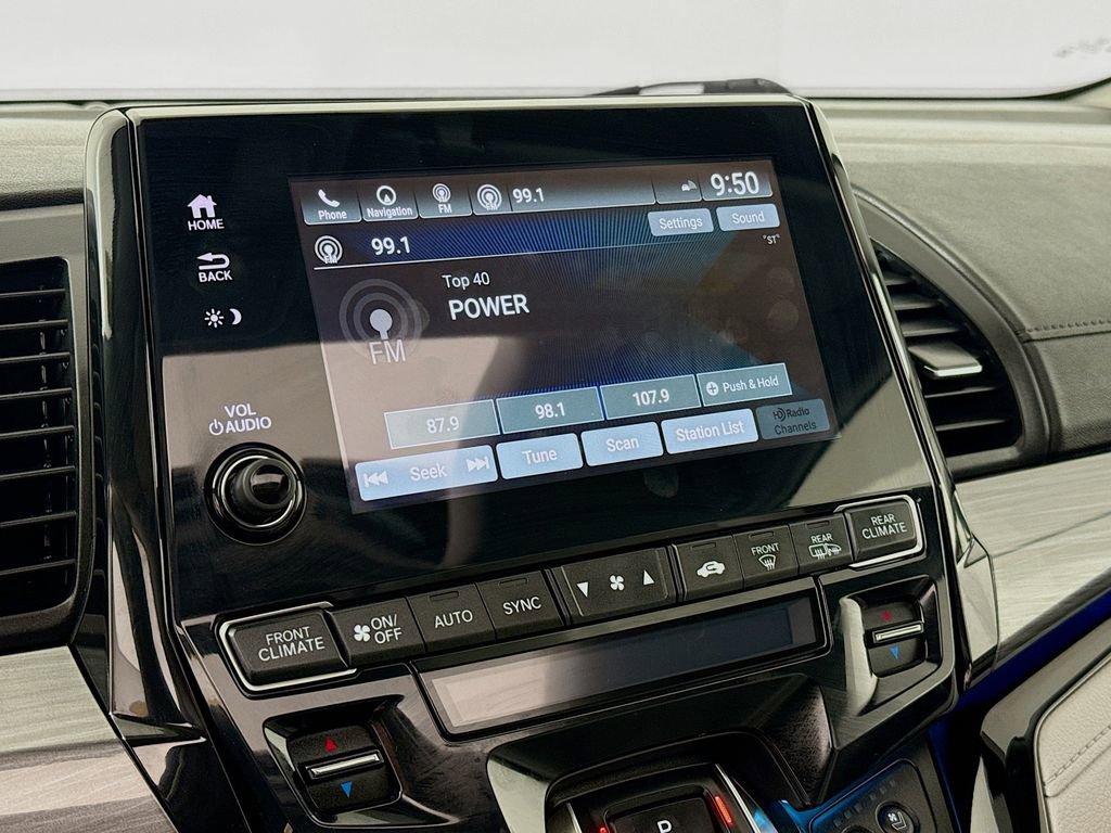 Used 2023 Honda Odyssey Elite image 18