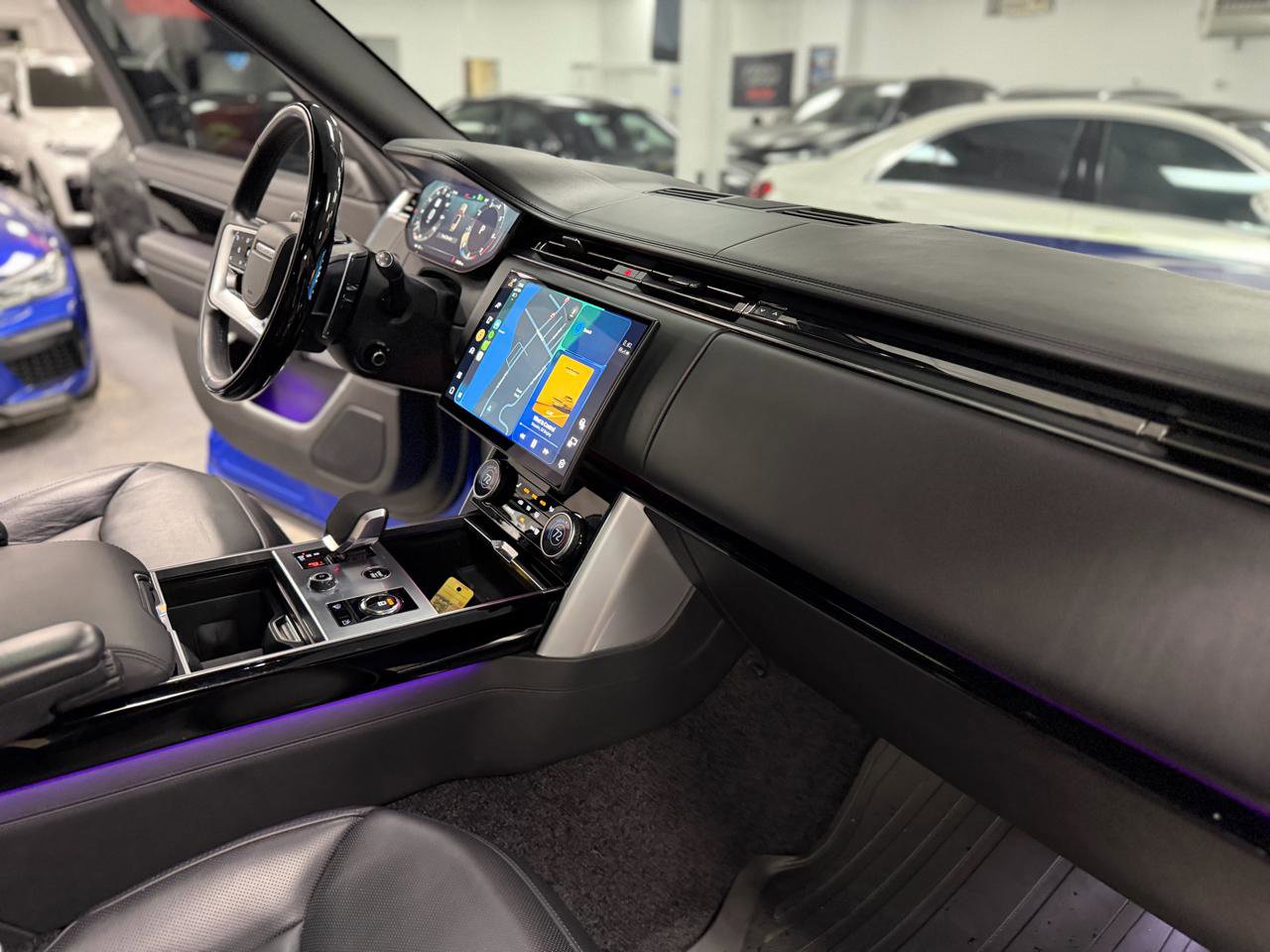 Used 2023 Land Rover Range Rover Long Wheelbase Autobiography image 38