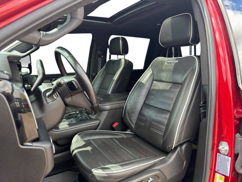 Used 2024 GMC Sierra 2500 AT4X AWD/4WD image 17