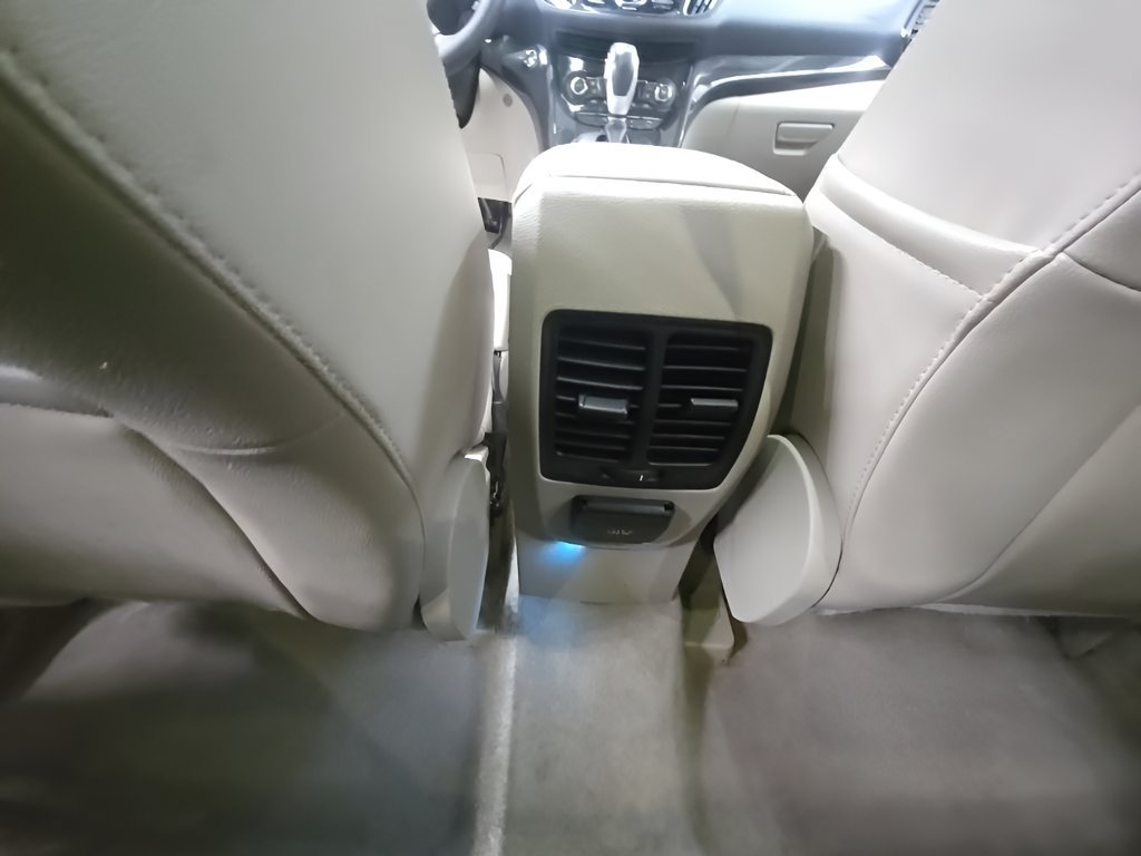 Used 2016 Ford Escape Titanium w/ Equipment Group 301A AWD/4WD image 27