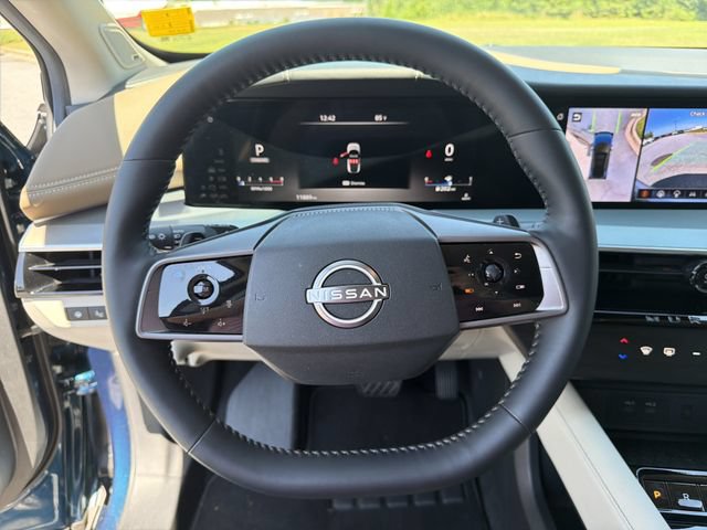 Certified 2025 Nissan Murano Platinum w/ Cargo Package AWD/4WD image 24
