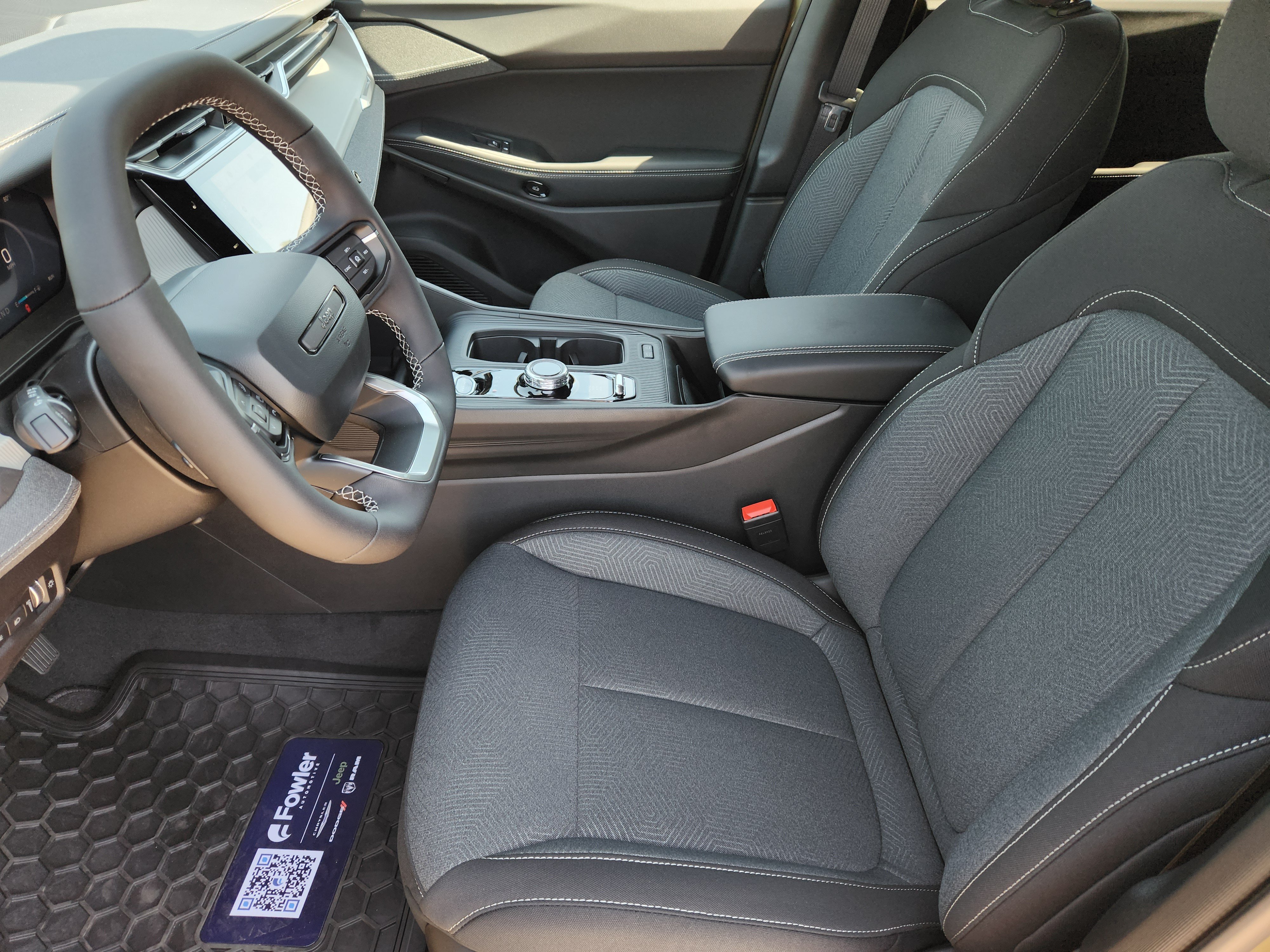 New 2026 Jeep Cherokee Laredo AWD/4WD image 11