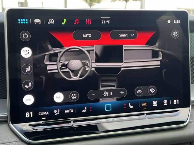 New 2026 Volkswagen Tiguan SE R-Line FWD image 19