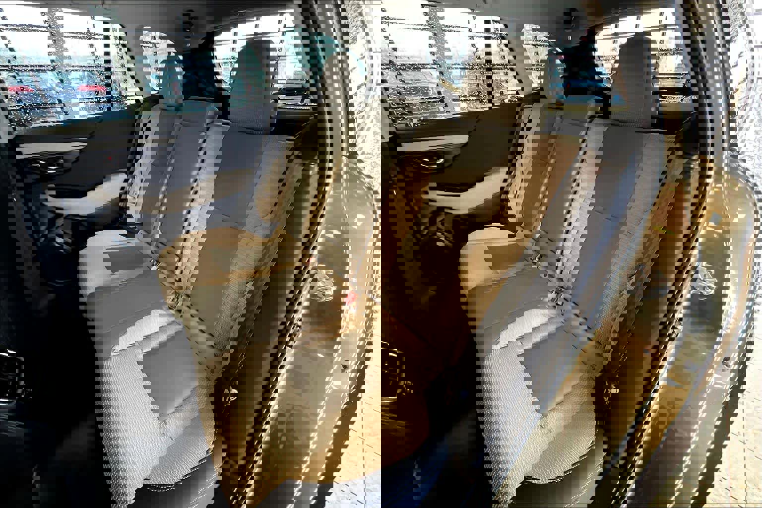 Used 2025 Subaru Outback Premium image 21