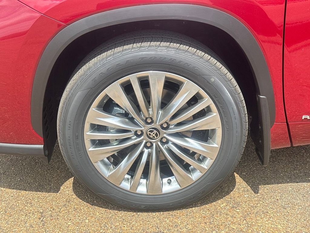 New 2026 Toyota Highlander Platinum image 65