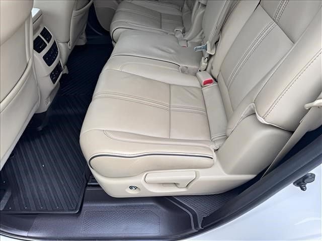 Used 2019 Acura MDX w/ Advance & Entertainment AWD/4WD image 9