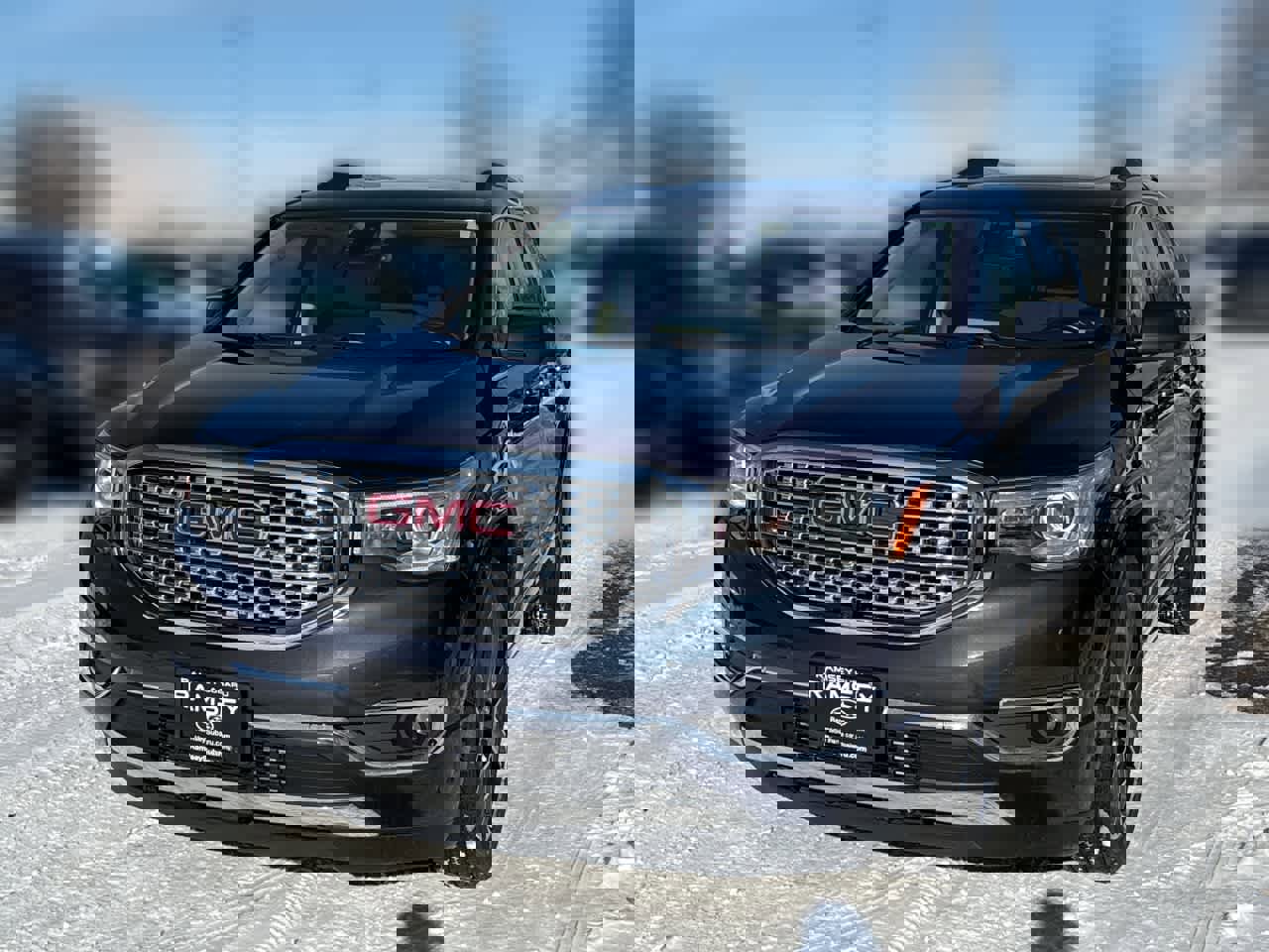 Used 2019 GMC Acadia Denali w/ Technology Package image 1