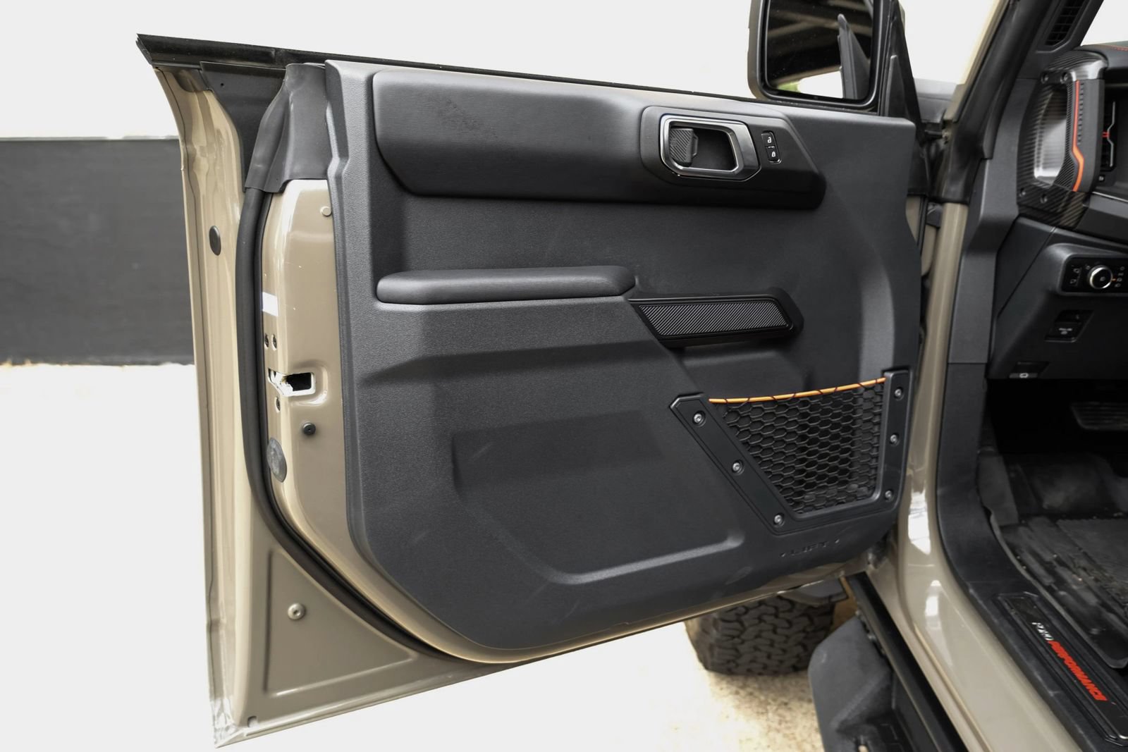 Used 2025 Ford Bronco Raptor w/ Interior Carbon Fiber Pack AWD/4WD image 43