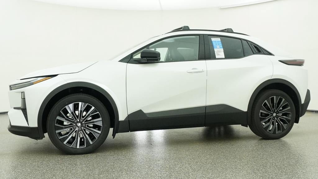New 2026 Toyota C-HR AWD/4WD image 18