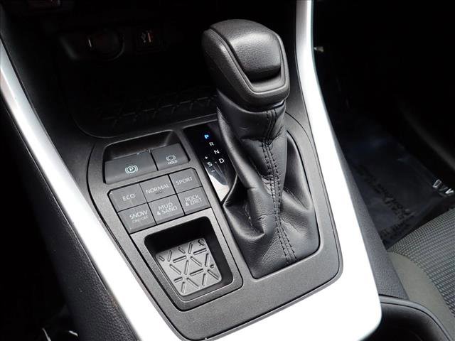 Used 2023 Toyota RAV4 LE image 16