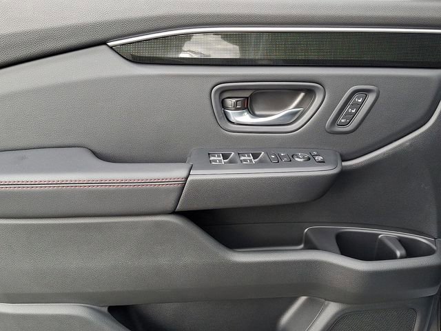 Certified 2025 Honda Pilot Black Edition image 14