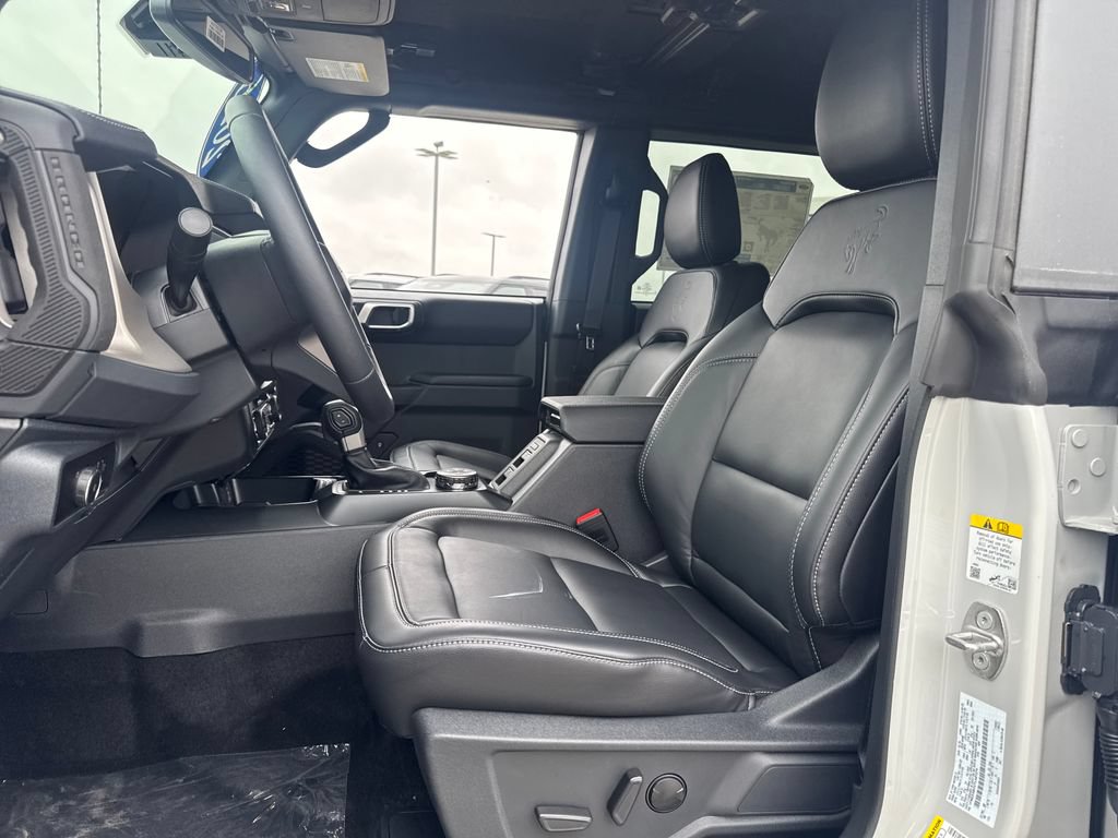 New 2026 Ford Bronco Outer Banks w/ Sasquatch Package AWD/4WD image 15