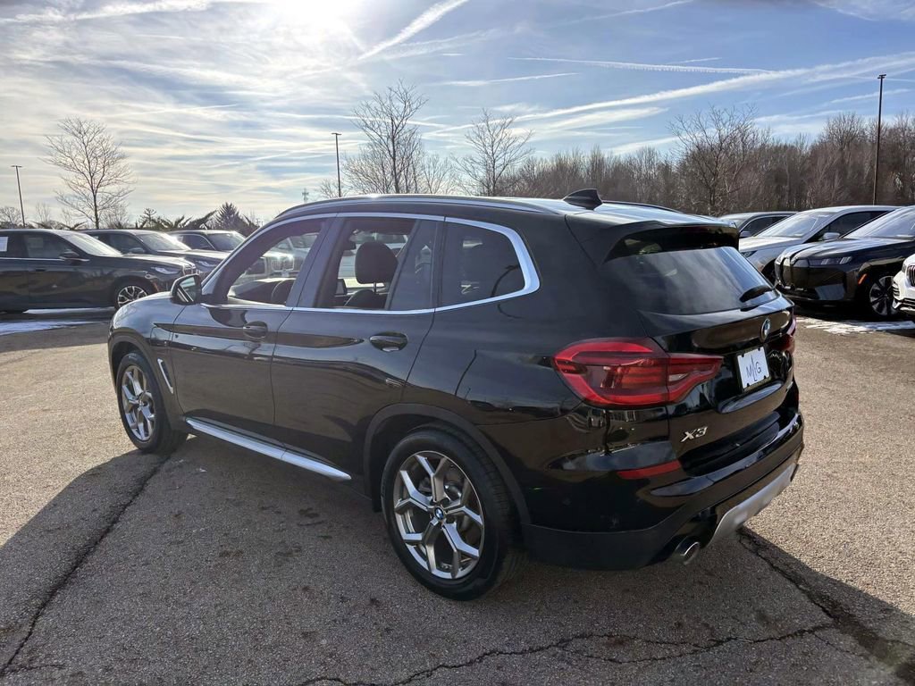 Used 2020 BMW X3 xDrive30e w/ Executive Package image 5