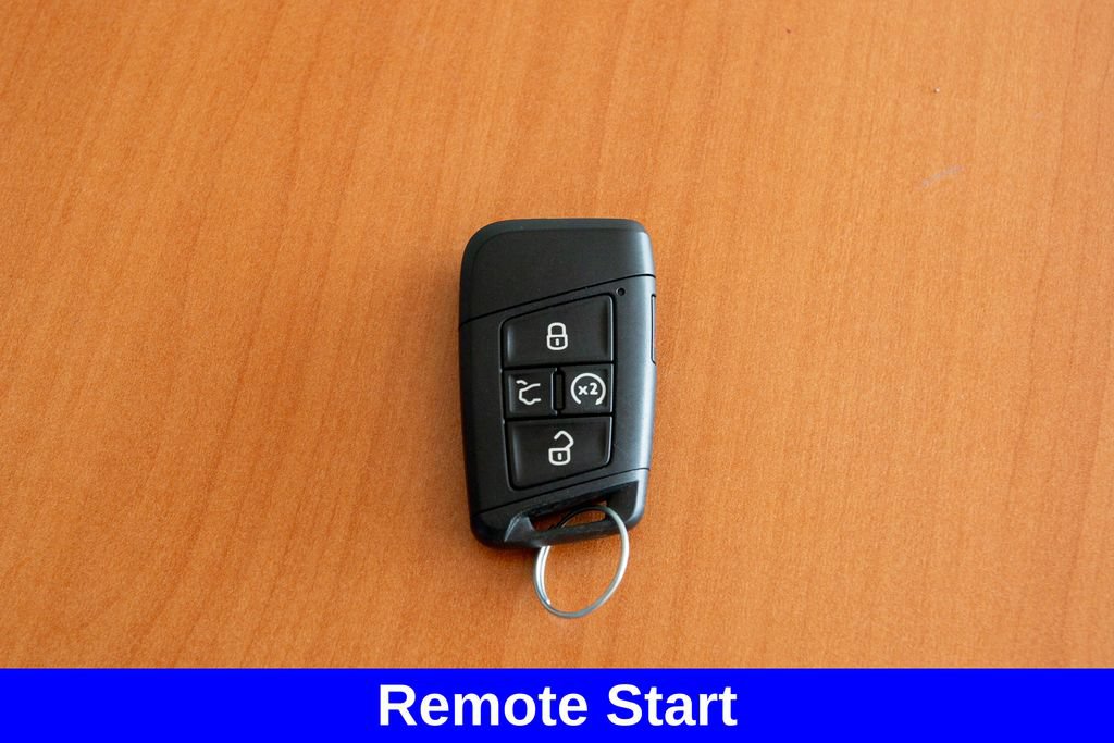 Used 2023 Volkswagen Jetta SEL FWD image 5