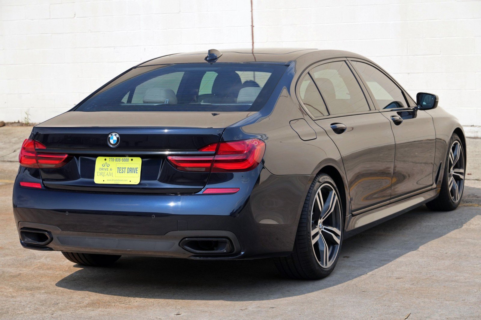 Used 2019 BMW 740i w/ M Sport Package RWD image 54