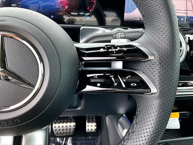 New 2026 Mercedes-Benz GLB 250 4MATIC image 21