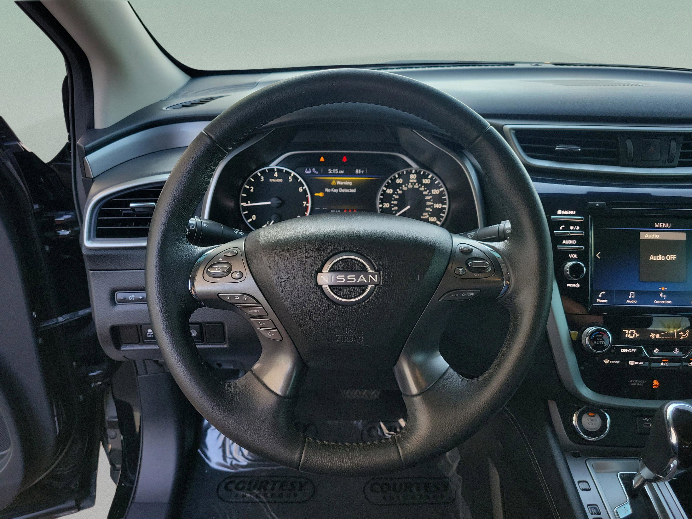 Used 2023 Nissan Murano SV w/ SV Midnight Edition Package image 11