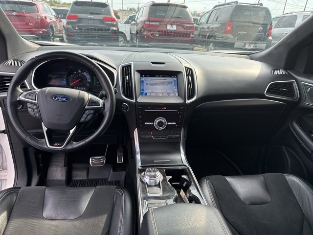 Used 2019 Ford Edge ST w/ Equipment Group 401A image 18