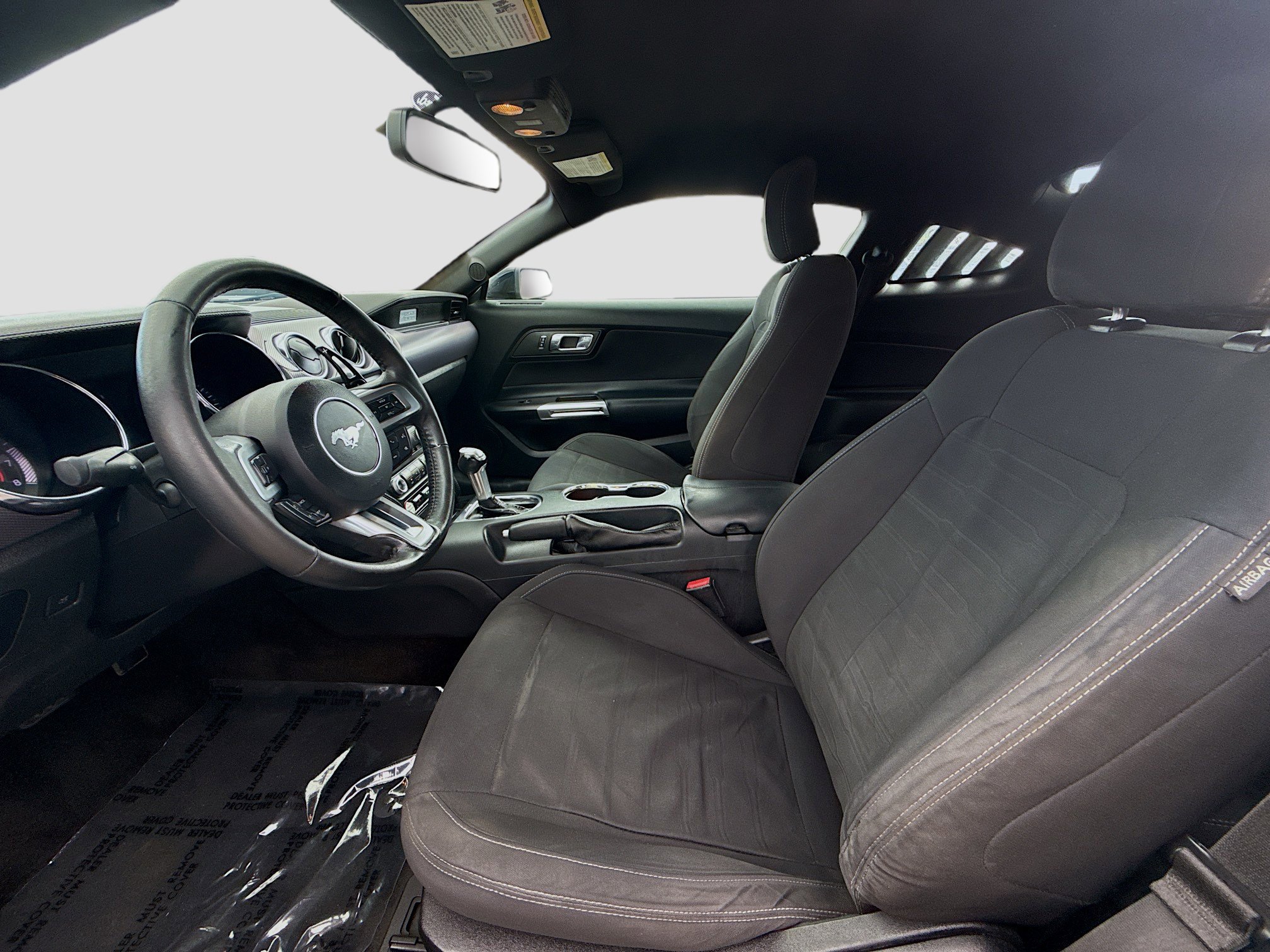 Used 2017 Ford Mustang EcoBoost image 18