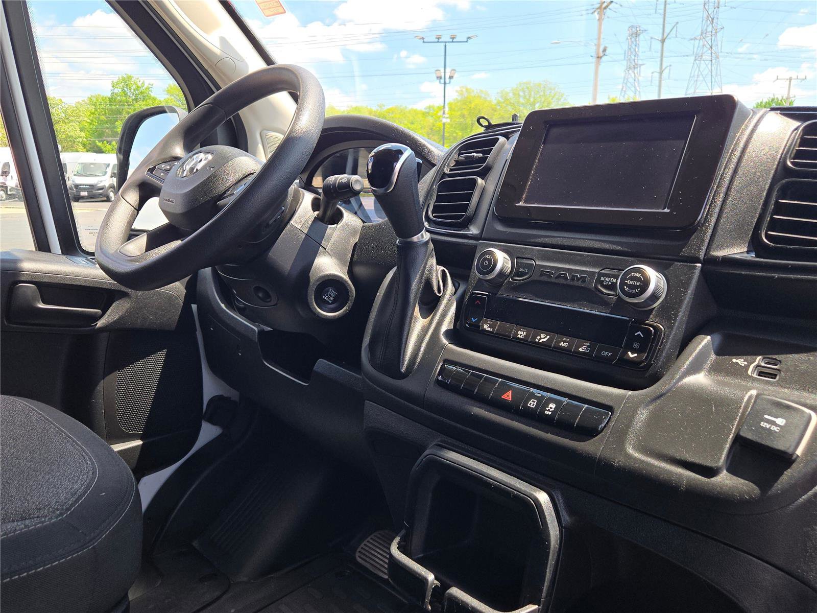 Used 2023 RAM ProMaster 2500 FWD image 8