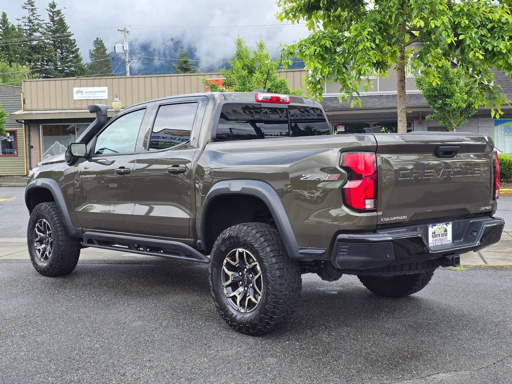 Used 2024 Chevrolet Colorado ZR2 AWD/4WD image 7