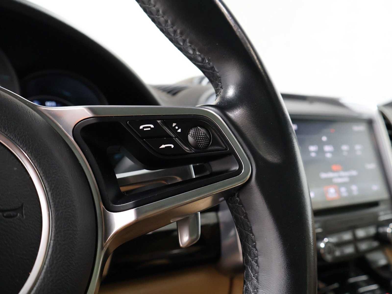 Used 2018 Porsche Cayenne S AWD/4WD image 27