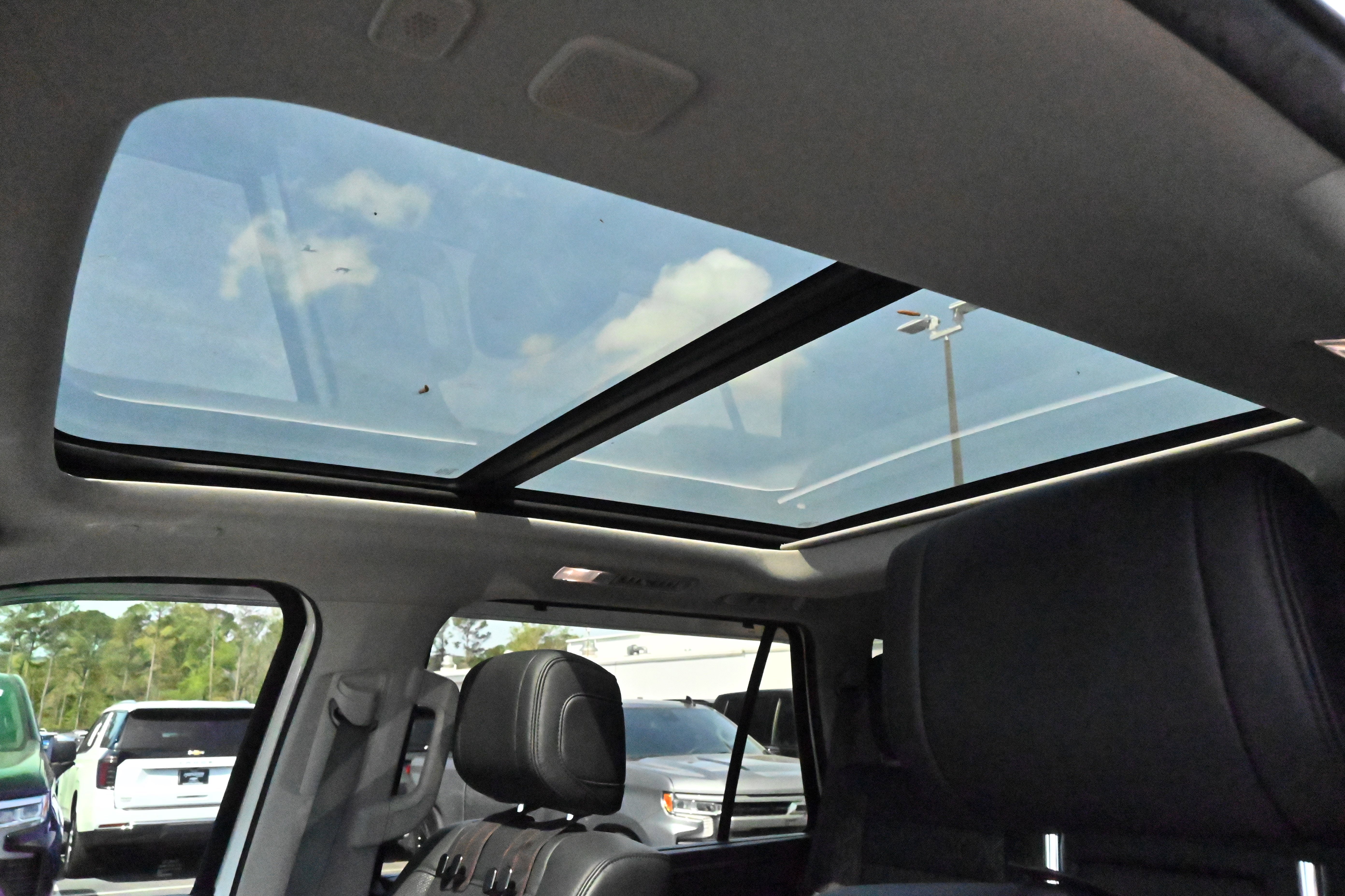 Used 2023 Toyota Sequoia Limited RWD image 30