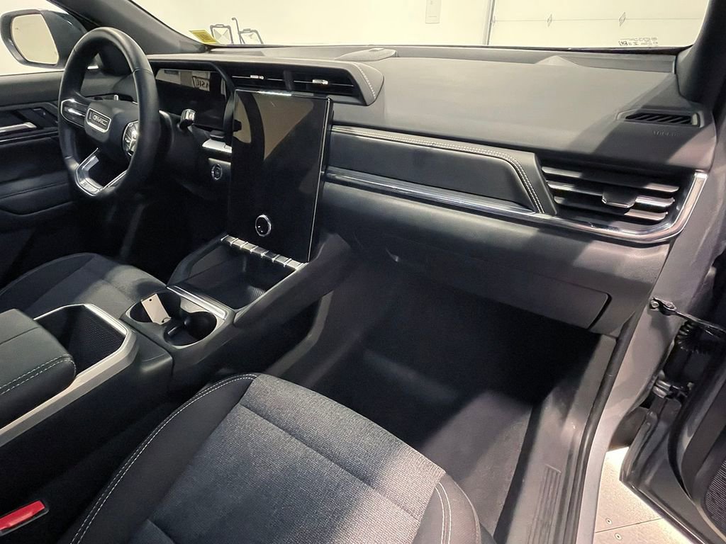 Used 2026 GMC Terrain Elevation image 26