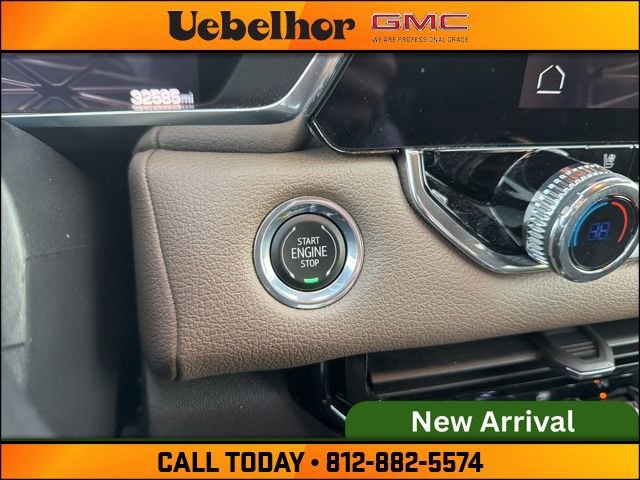 Used 2023 GMC Canyon Denali image 23