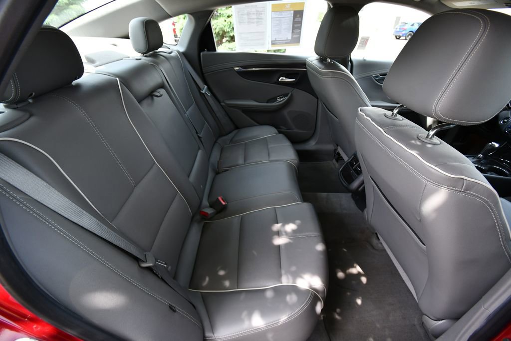 Used 2015 Chevrolet Impala LTZ FWD image 20
