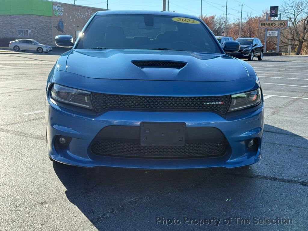 Used 2022 Dodge Charger GT image 4