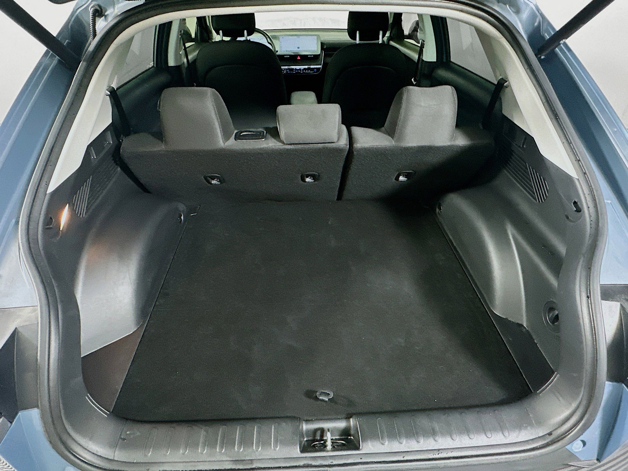 Used 2024 Hyundai Ioniq 5 SEL image 28