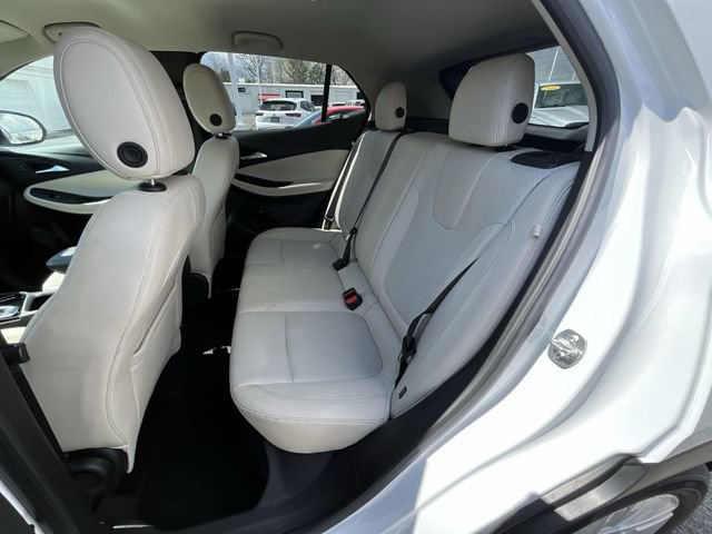 Certified 2024 Buick Encore GX Preferred w/ Advanced Technology Package FWD image 24