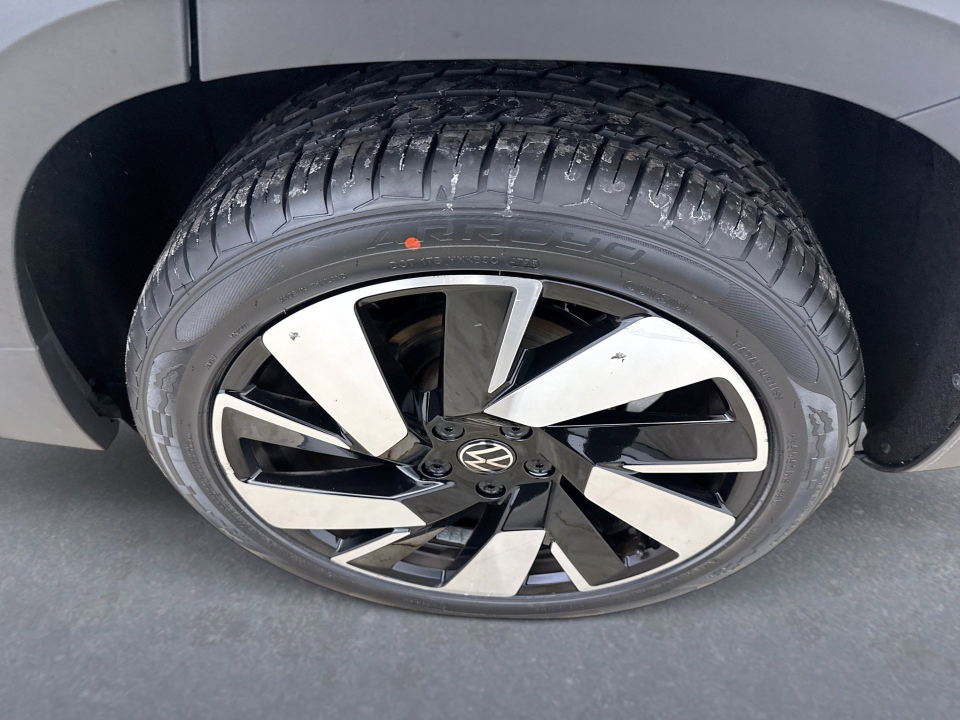 Used 2024 Volkswagen Taos SEL image 21