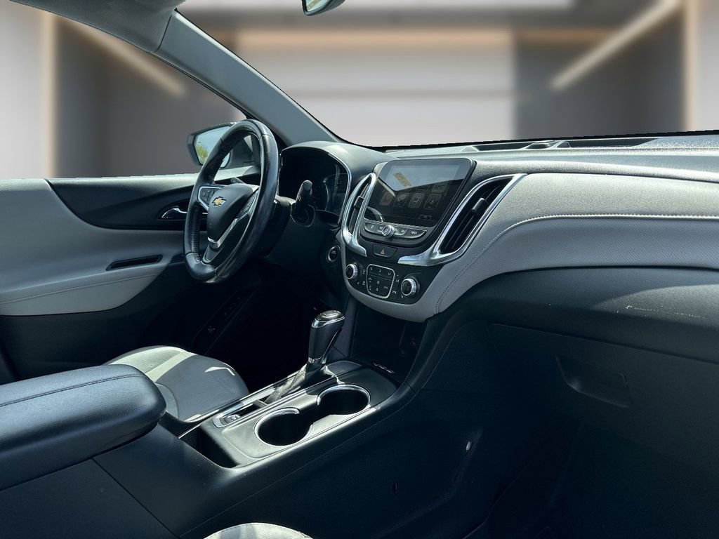 Used 2018 Chevrolet Equinox Premier FWD image 6