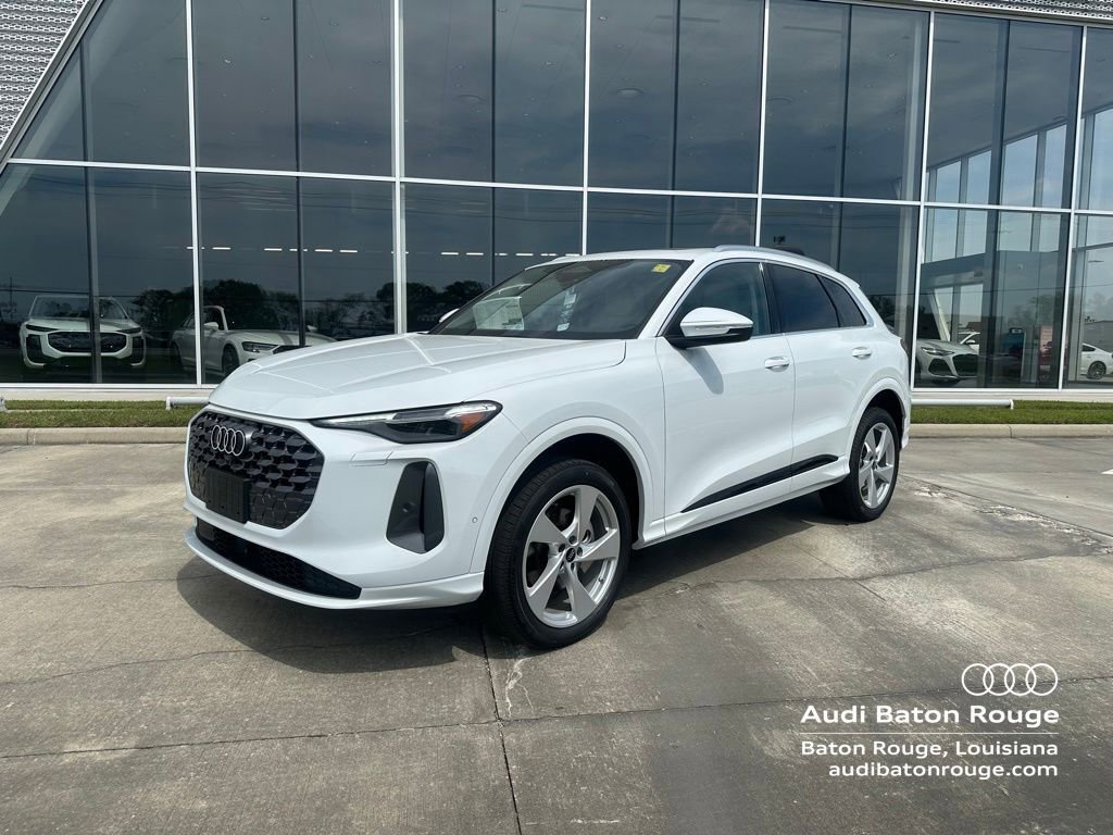 New 2025 Audi Q5 Premium Plus w/ Premium Plus AWD/4WD image 1