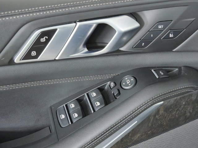 New 2027 Volkswagen Jetta SE FWD image 37