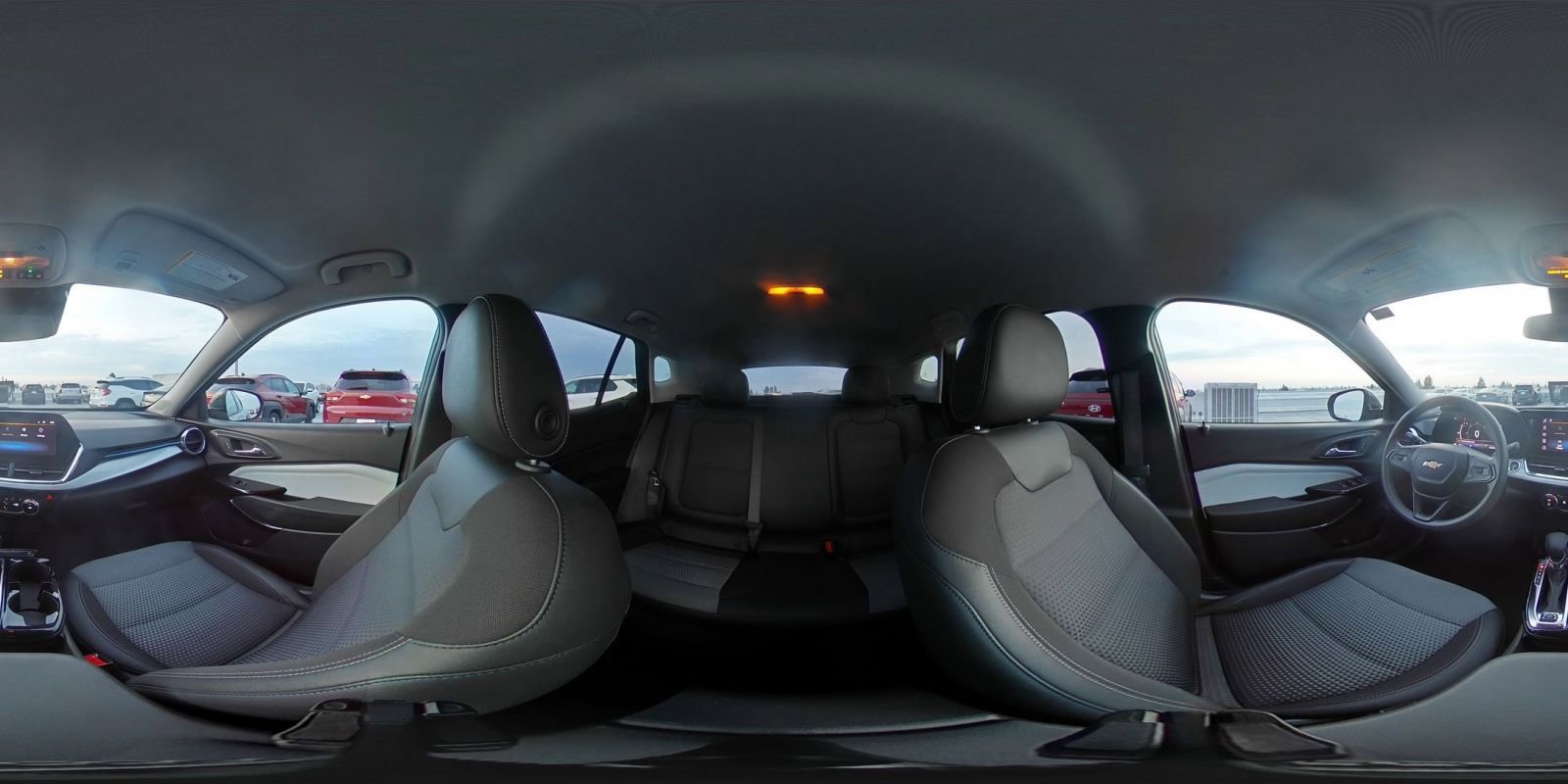 Used 2025 Chevrolet Trax LT image 40