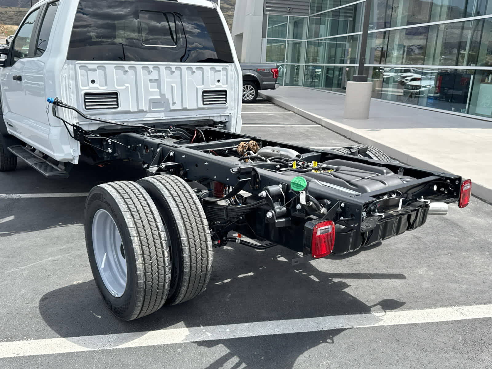 New 2026 Ford F550 4x4 SuperCab Super Duty w/ XL Chrome Package image 15