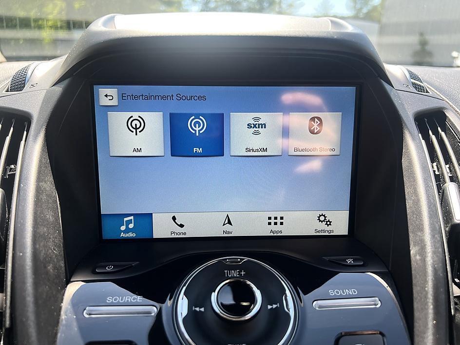 Used 2019 Ford Escape Titanium AWD/4WD image 18