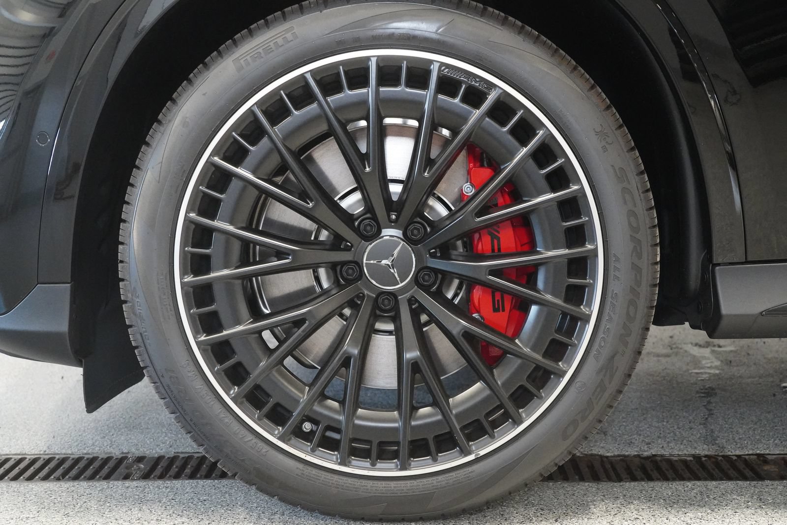 New 2027 Mercedes-Benz GLC 53 AMG 4MATIC Coupe image 11