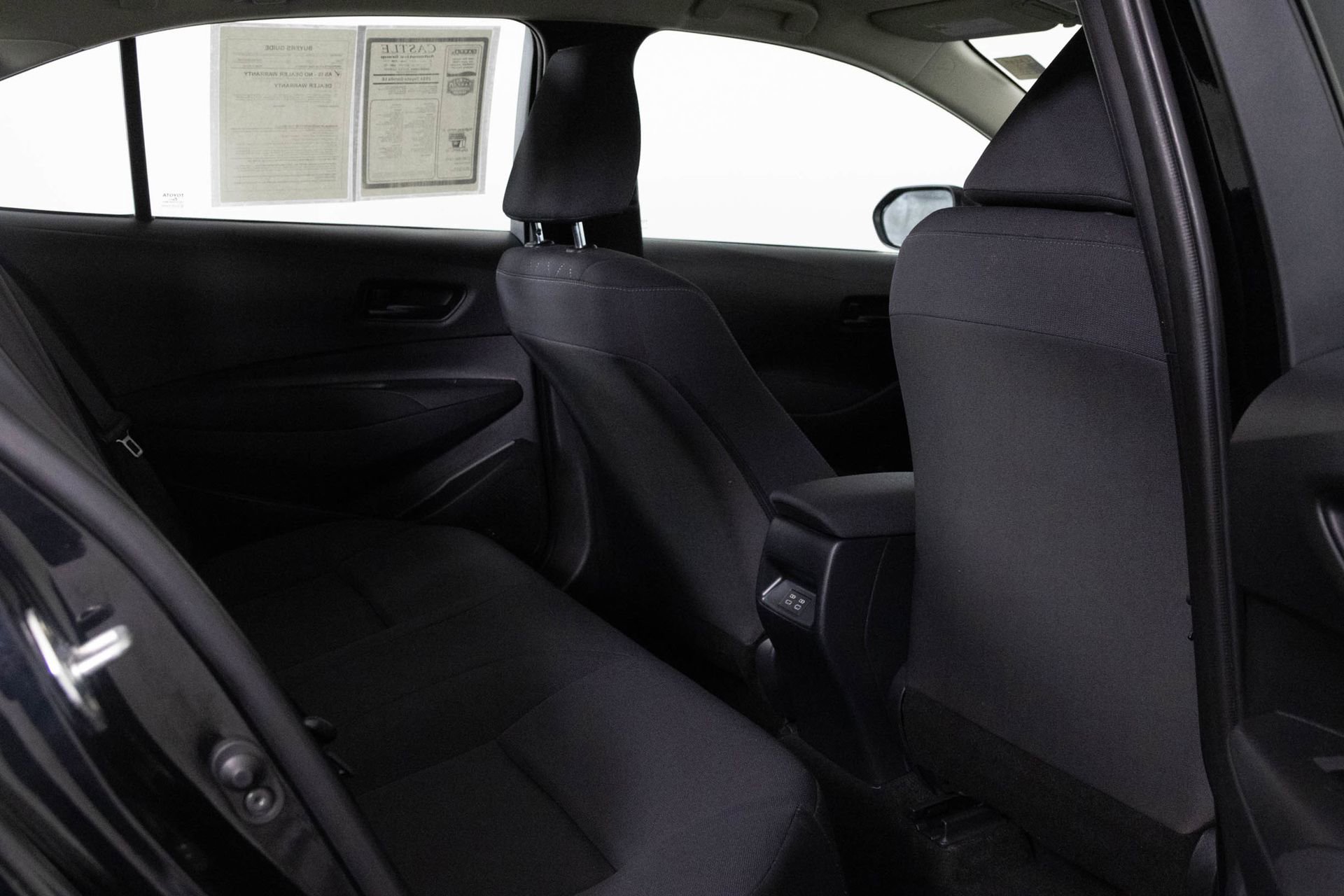 Used 2024 Toyota Corolla LE image 35