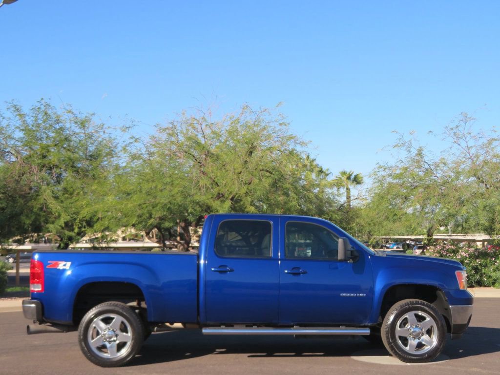 Used 2013 GMC Sierra 2500 SLT w/ SLT Convenience Package image 3