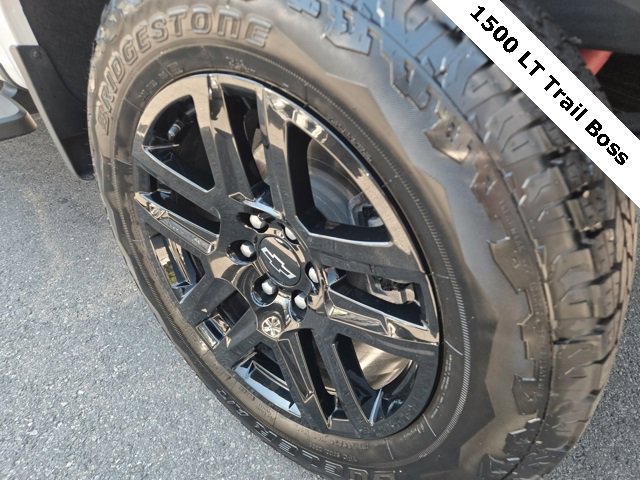 Used 2024 Chevrolet Silverado 1500 LT Trail Boss w/ Protection Package image 13