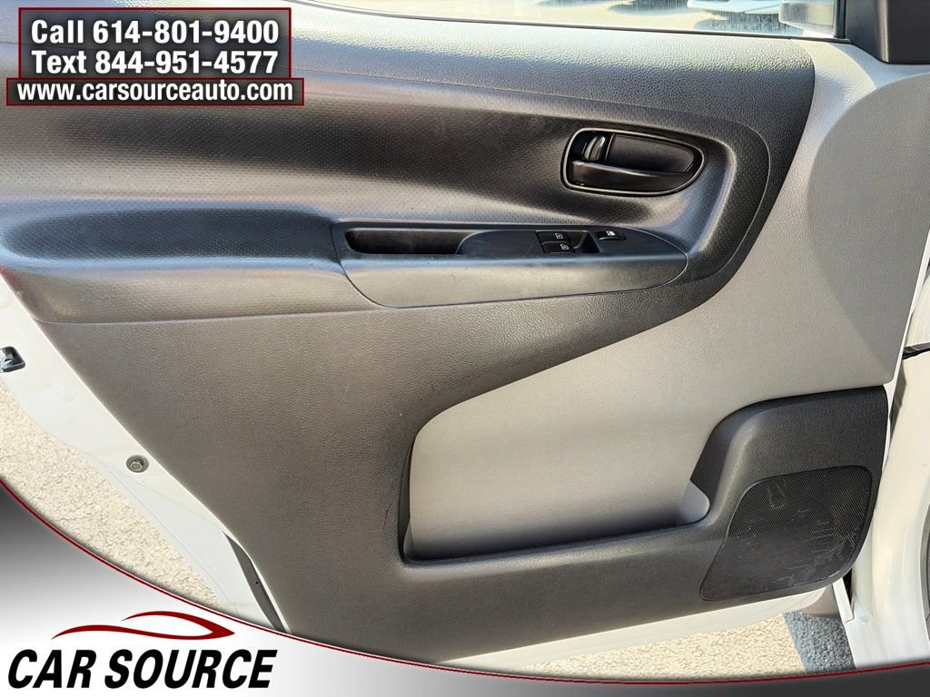 Used 2015 Nissan NV200 S w/ Back Door Glass Package FWD image 12