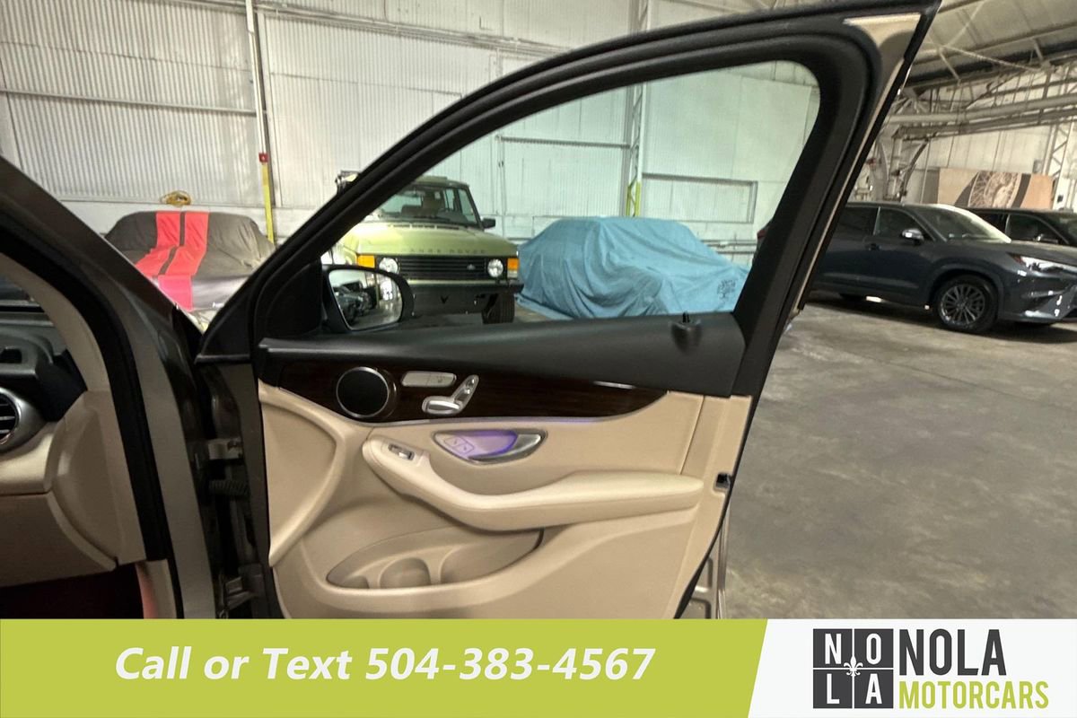 Used 2022 Mercedes-Benz GLC 300 image 30