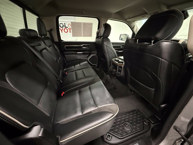 Used 2022 RAM 1500 Laramie AWD/4WD image 7